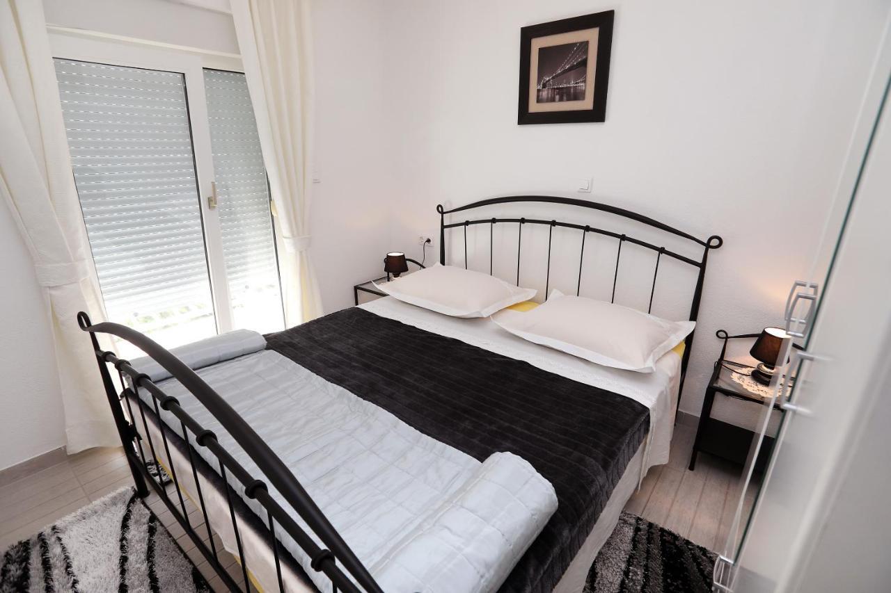 Apartments Itd Trogir Exterior foto