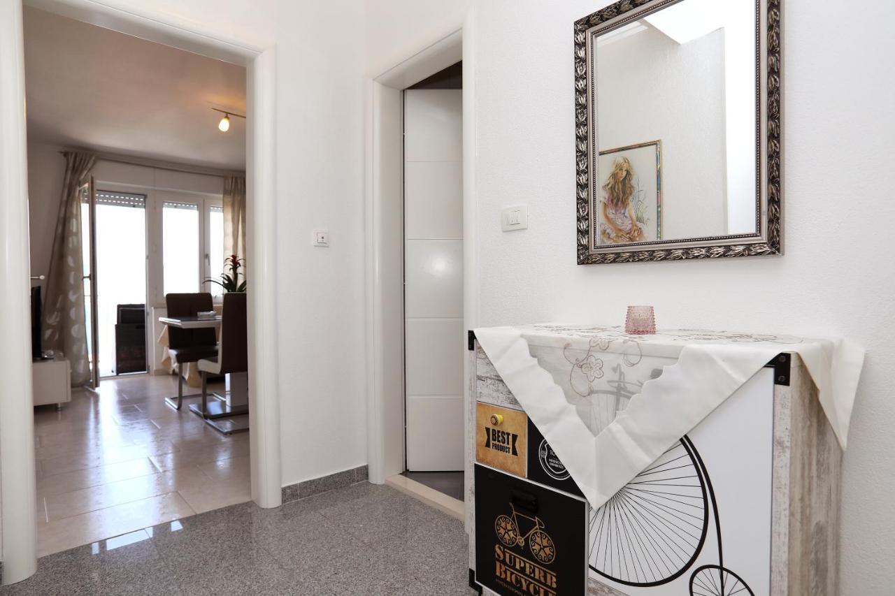 Apartments Itd Trogir Exterior foto