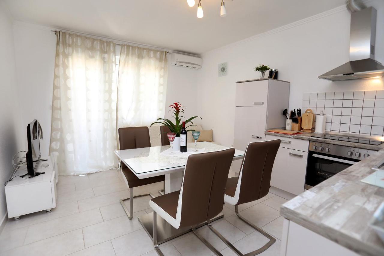 Apartments Itd Trogir Exterior foto