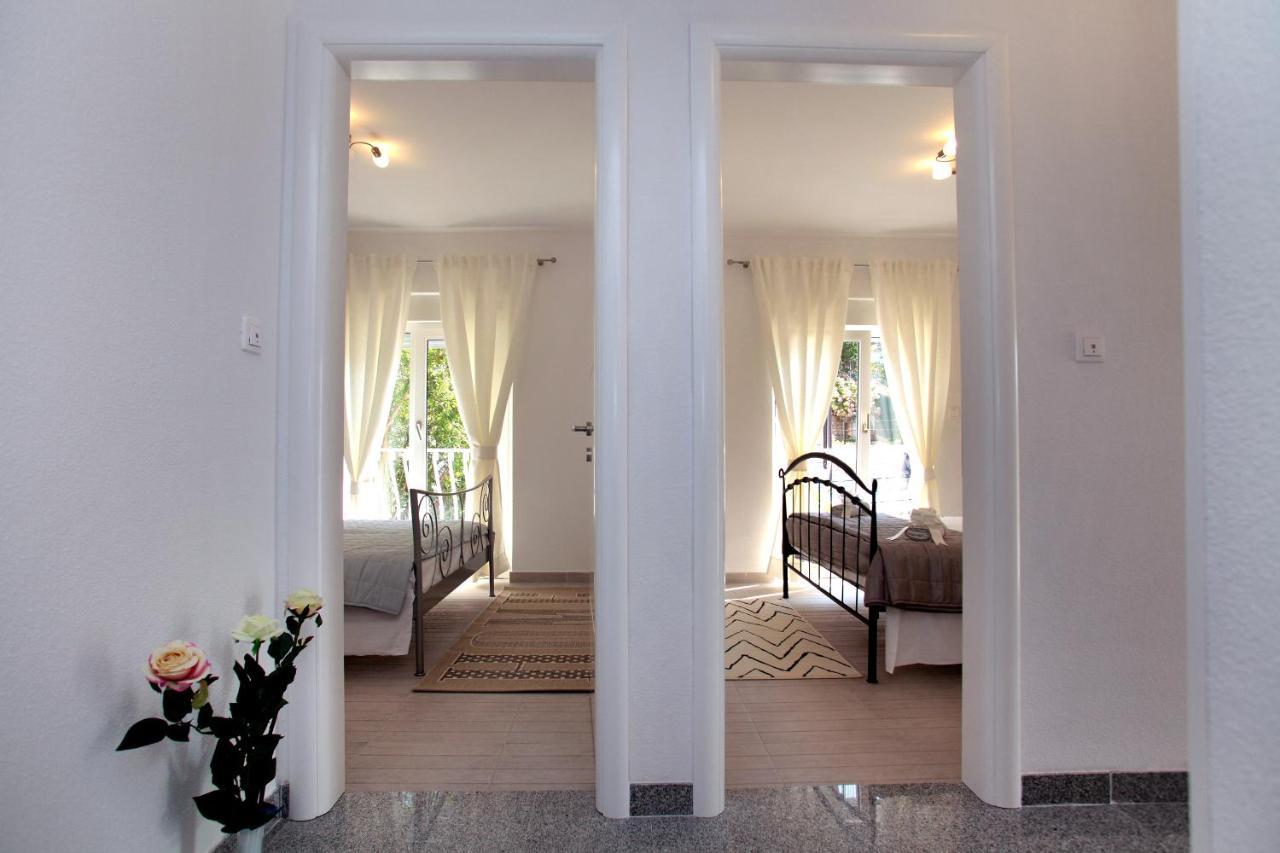 Apartments Itd Trogir Exterior foto